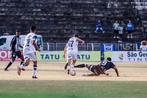 São José vence Inter fora por 2 a 1 e sonha na Série D