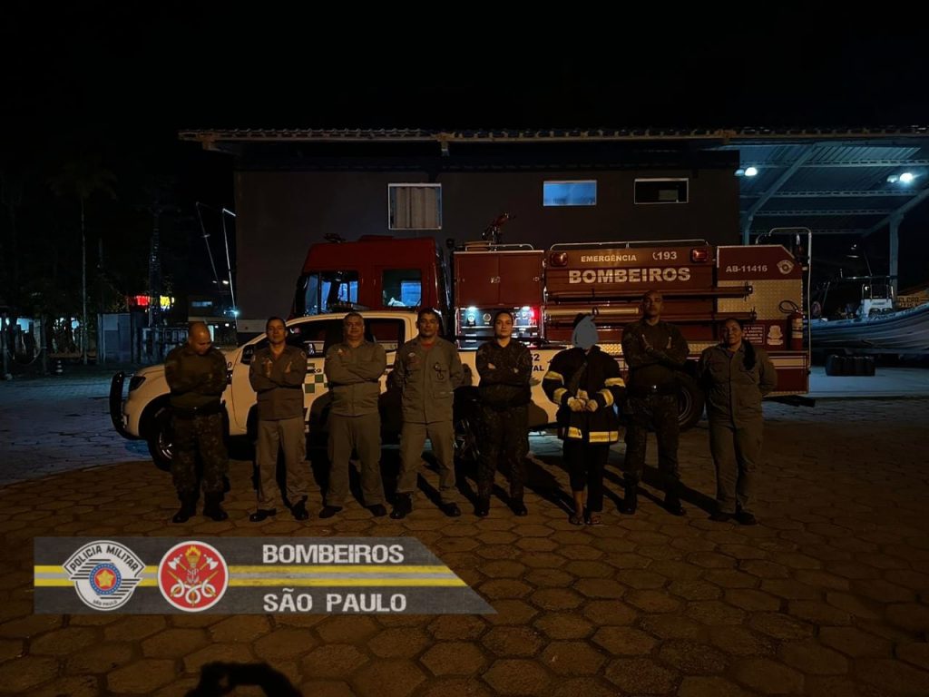 Corpo de Bombeiros resgata jovem perdida em trilha de Ubatuba