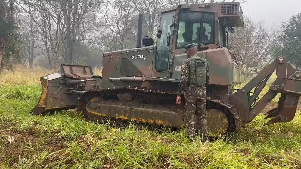 Militares da RM Vale auxiliam no combate a incêndios no oeste de SP