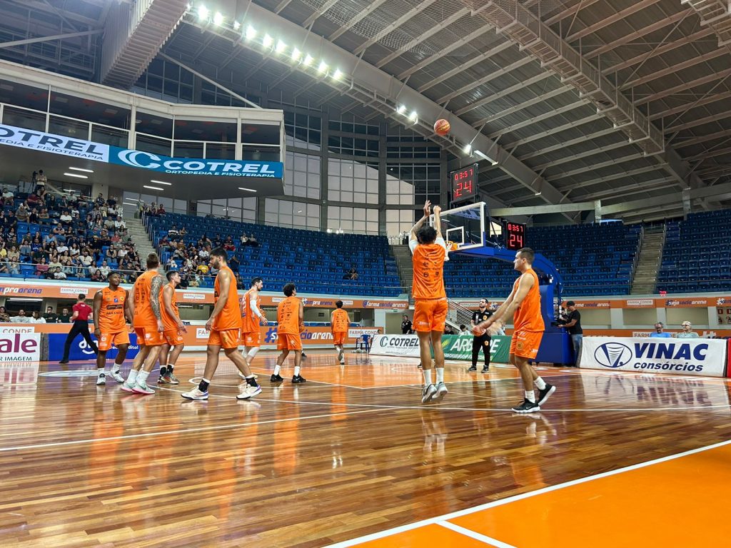 Ingressos à venda para o jogo São José Basketball vs. Pinheiro 