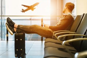 Cancelamentos e atrasos em reembolsos afetam clientes de agência de turismo