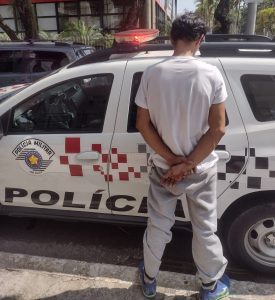 Homem é preso por furtar drogaria em São José dos Campos