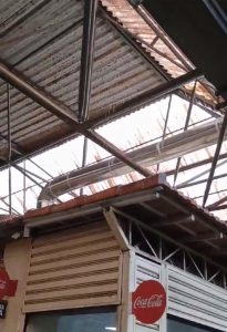Comerciantes do Mercadão de São José dos Campos sofrem com goteiras