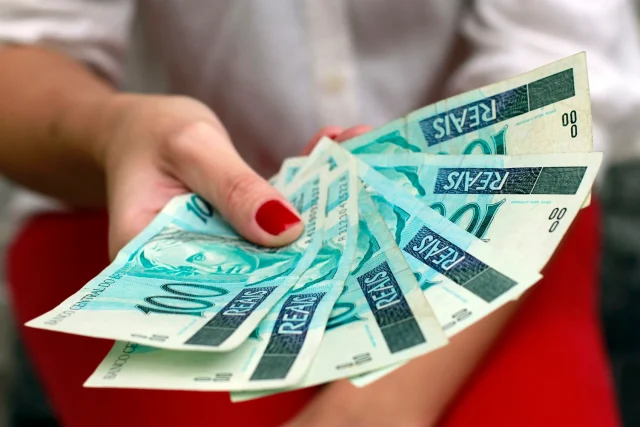 Último dia para resgatar valores esquecidos em bancos e instituições financeiras