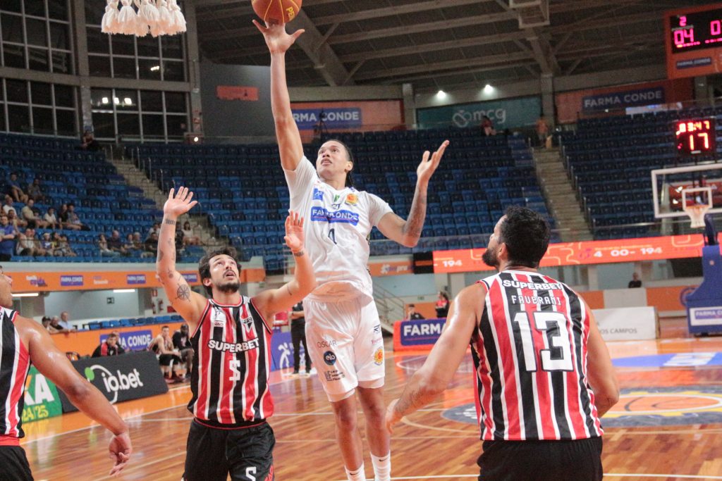 São José Basketball vence São Paulo por 79 a 68 na Arena pelo NBB