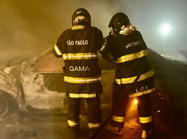 Incêndio em túnel interdita Tamoios por horas