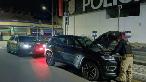 PRF apreende veículos clonados na Via Dutra