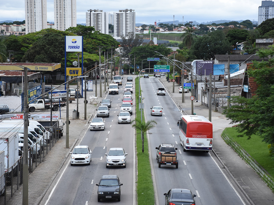 Projeto de lei exige que Prefeitura de São José envie relatório de desapropriação à Câmara. Proposta visa maior transparência