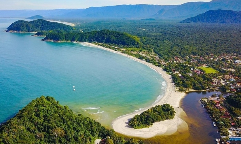 Turista de 63 anos morre após afogamento em São Sebastião