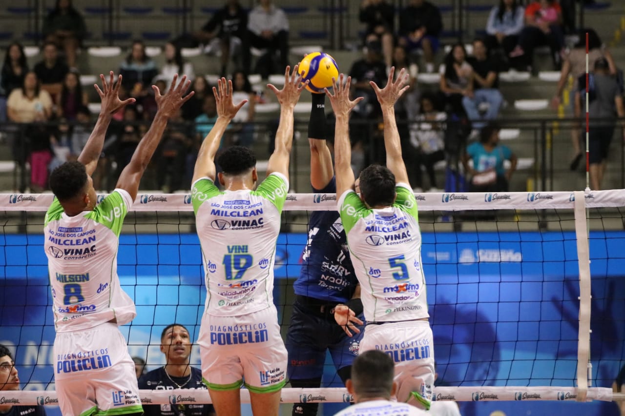 Vôlei São José encerra 1º turno da Superliga na 10ª 