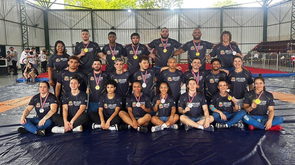 Wrestling de São José dos Campos conquista ouro e prata nos Jogos Abertos