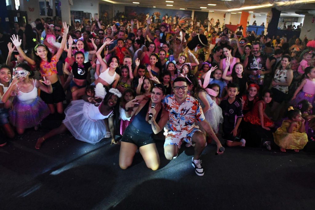 Carnaval do Clube Santa Rita promete 60 horas de festa em São José