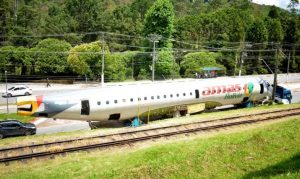 De Gavião Peixoto para Campos avião sem asas aterrissa na Mantiqueira!