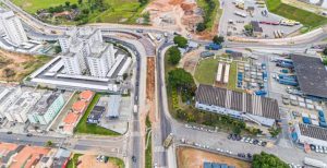 Obra em túnel interdita vias na zona leste de São José dos Campos