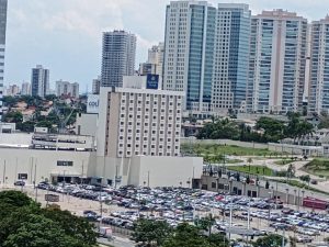 Shopping Colinas explica retirada de 59 árvores no estacionamento