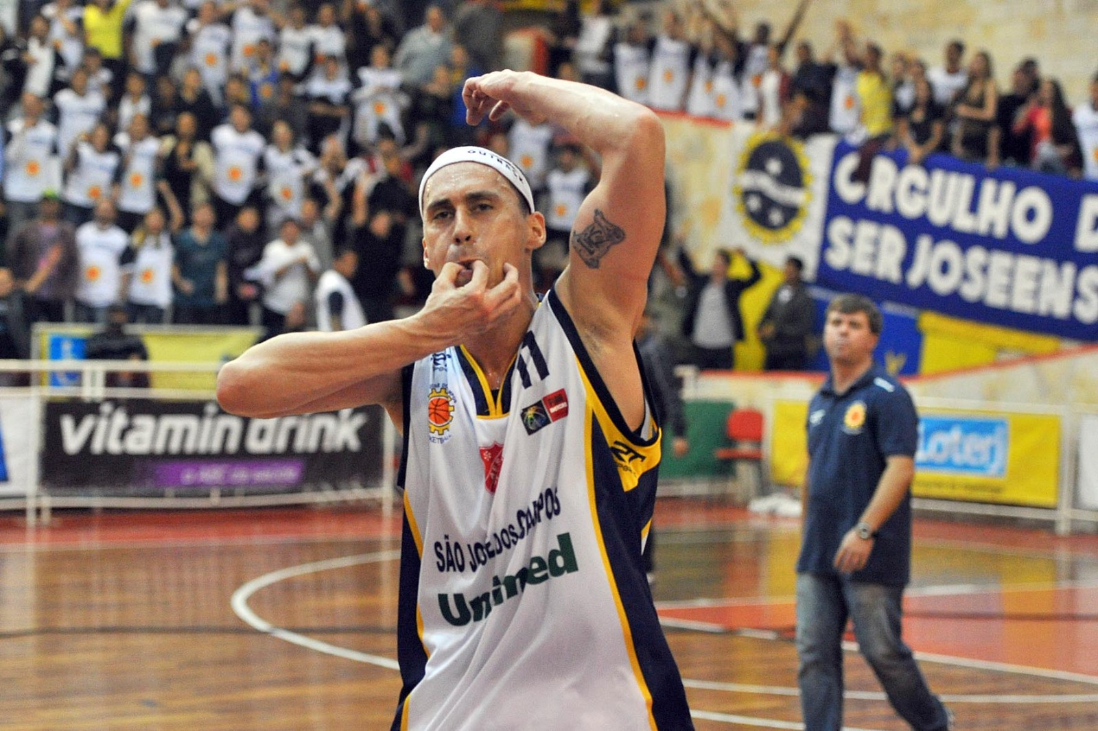 Ícone do basquete joseense, Fúlvio será homenageado em duelo contra o Brasília na Arena!