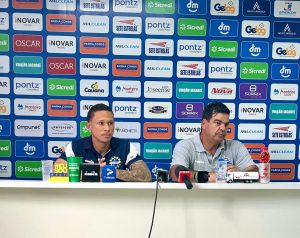 “Nosso grupo está focado no jogo contra o (Grêmio) Prudente”, afirma o técnico da Águia