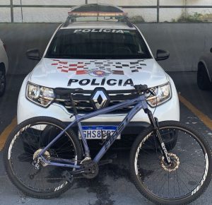 Menor é apreendido por furto de bicicleta em São José