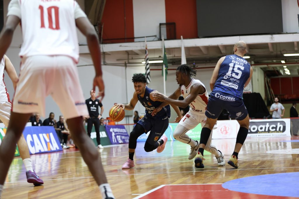 São José Basketball sofre revés fora de casa diante do Paulistano