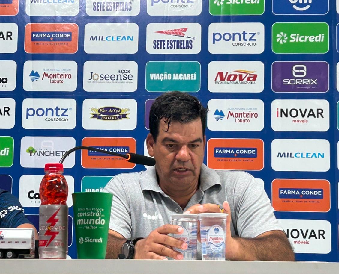 Em má fase técnico do São José deixa o comando do time