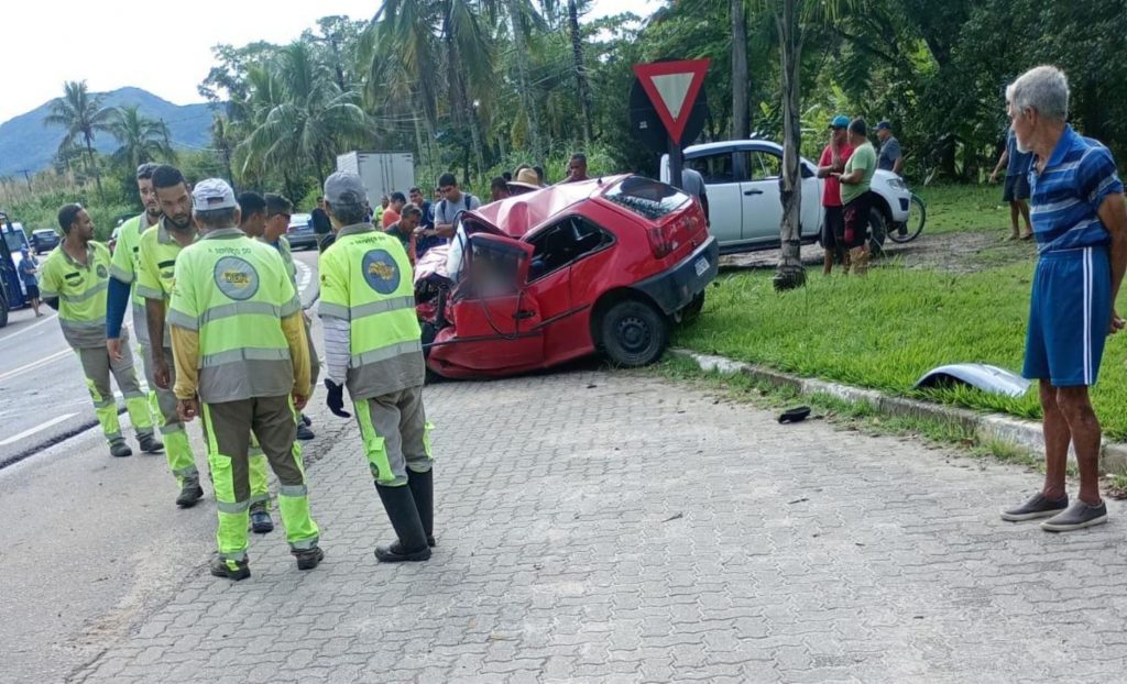 Acidente na Rio-Santos deixa uma vítima fatal em Caraguatatuba