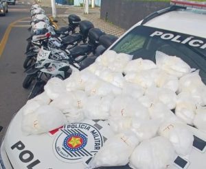 Homem é preso pela PM com mais de 25 kg de cocaína em Jacareí