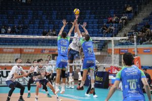 Vôlei São José perde para Suzano na Arena, mas segue na elite da Superliga