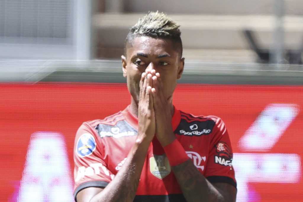 Bruno Henrique é indiciado pela PF por fraude e manipulação de cartão amarelo