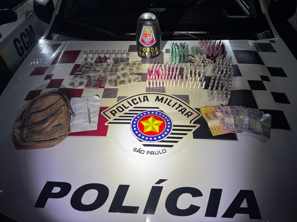 Homem é preso com sete tipos de drogas na Vila Rhodia, na zona norte