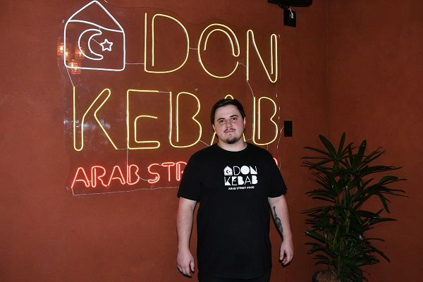 11/Abr - “Don Kebab Celebra Inauguração de Sua Primeira Unidade em São Paulo na Vila Ema”
