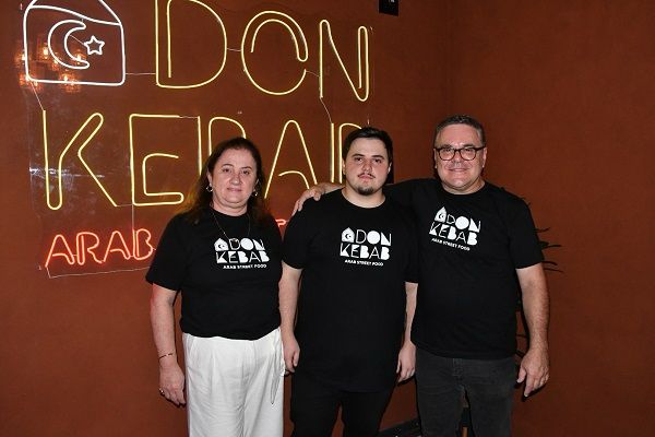 11/Abr - “Don Kebab Celebra Inauguração de Sua Primeira Unidade em São Paulo na Vila Ema”