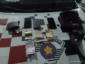 Dupla é presa após roubar vítima na avenida Anchieta, no Esplanada!