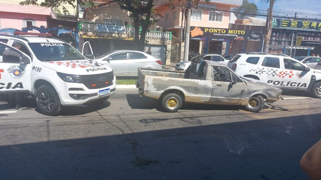 Ford Pampa furtada em Caçapava é recuperada em São José com ajuda das câmeras