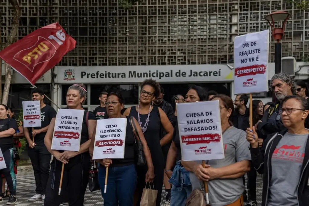 Greve dos servidores de Jacareí anunciada para segunda com protesto no Pátio dos Trilhos