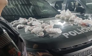 Indivíduo é preso com mais de 1,3 mil porções de drogas na Vila Guarani