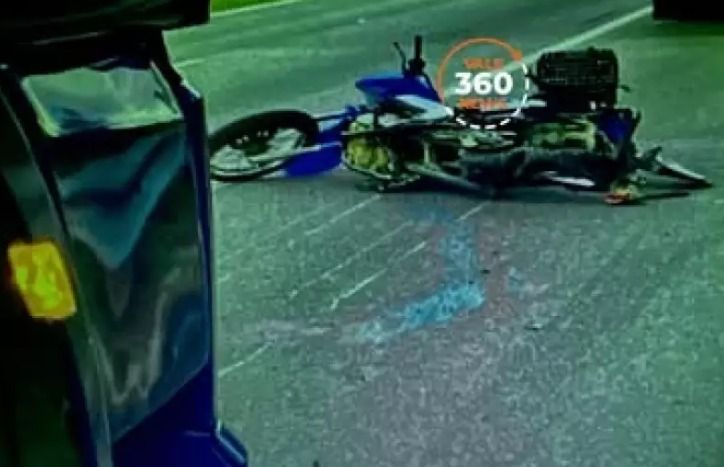 Motociclista morre em acidente com caminhão na rodovia Carvalho Pinto, em Caçapava