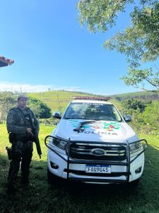 Ocorrência de maus-tratos termina em prisão de homem com arma e munições