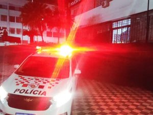 Roubo de pedestre no centro de Paraibuna termina com criminoso preso pela PM