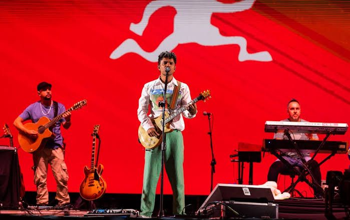 Com a turnê Leve com Você, Natiruts traz show de despedida a São José dos Campos