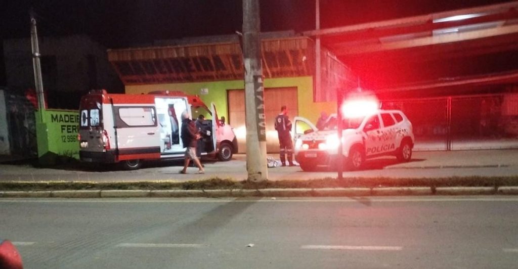 Cunha: homem é baleado no rosto e morre