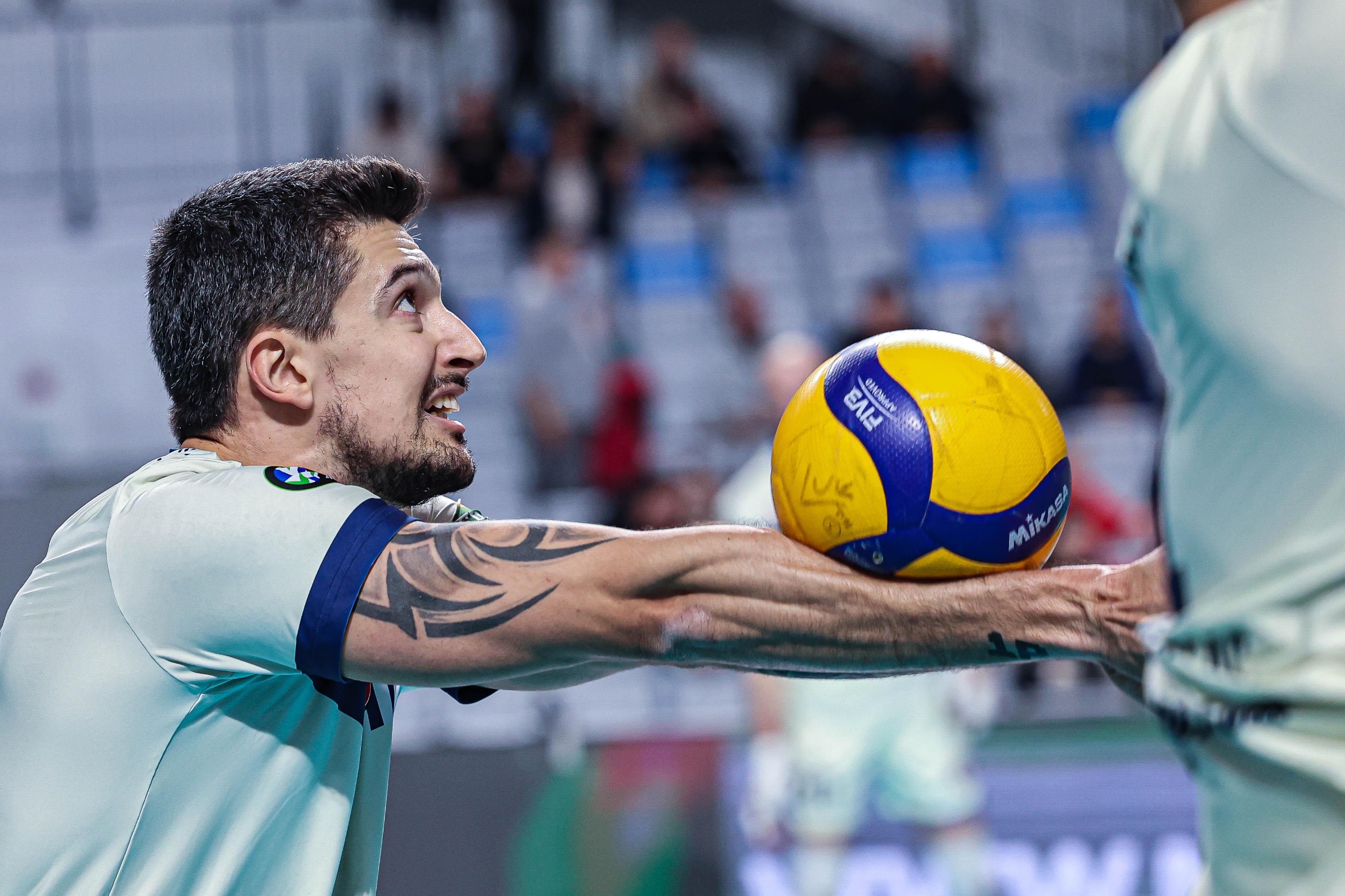 Após defender time da Bulgária, central Victor Babu chega ao Vôlei São José