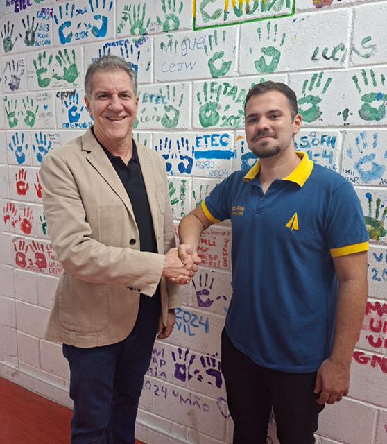Campanha 'Meu Primeiro Computador' é intensificada pela INVOZ