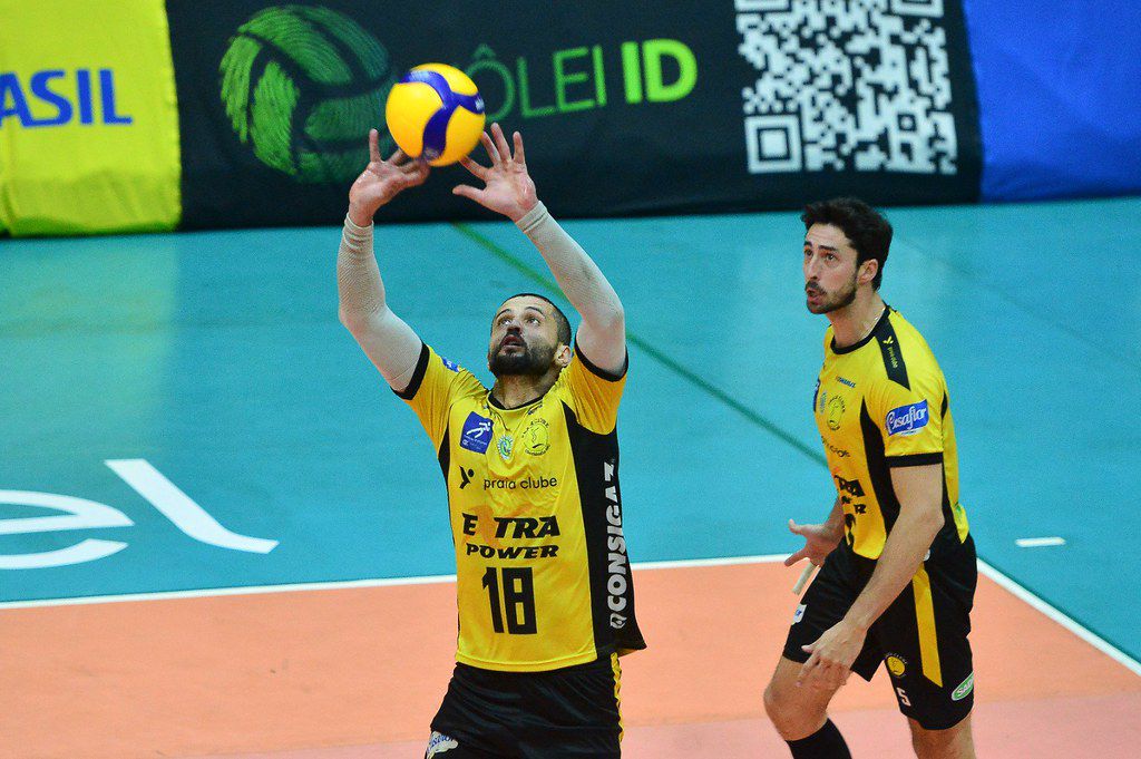 Vôlei São José anuncia levantador Bruno Canhoto para a nova temporada