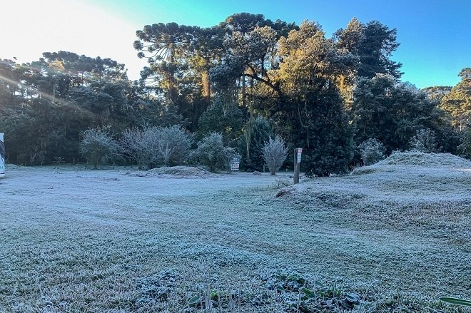 Cidade mais alta do Brasil, Campos do Jordão bate recorde de frio com 1,3ºC