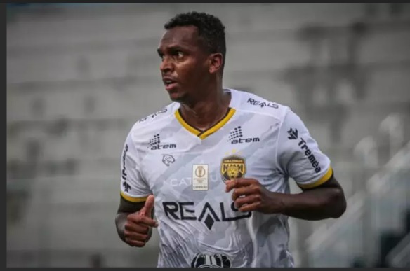 Jô, ex-Corinthians, é preso no Aeroporto de Guarulhos nesta quinta-feira