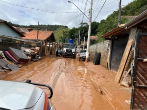 Defesa Civil realiza simulado de evacuação por enchente em Monteiro Lobato
