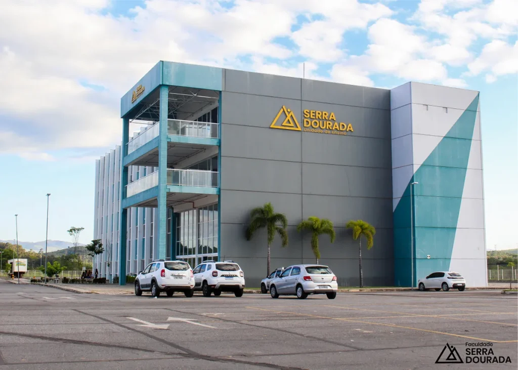 Faculdade Serra Dourada Lorena abre 10 vagas nas áreas acadêmica e comercial