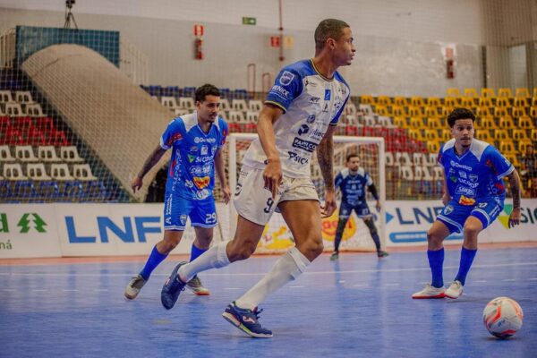 São José Futsal é superado pelo Umuarama e segue fora da zona de classificação da LNF