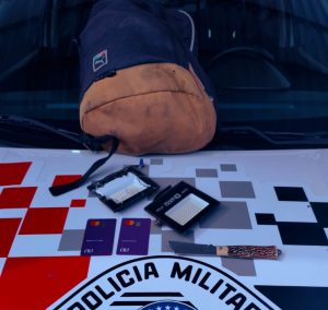 Mais um preso por furto no centro; Homem é detido com luminárias
