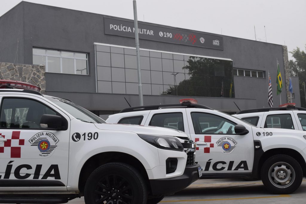 PM prende dois procurados pela Justiça em Jacareí